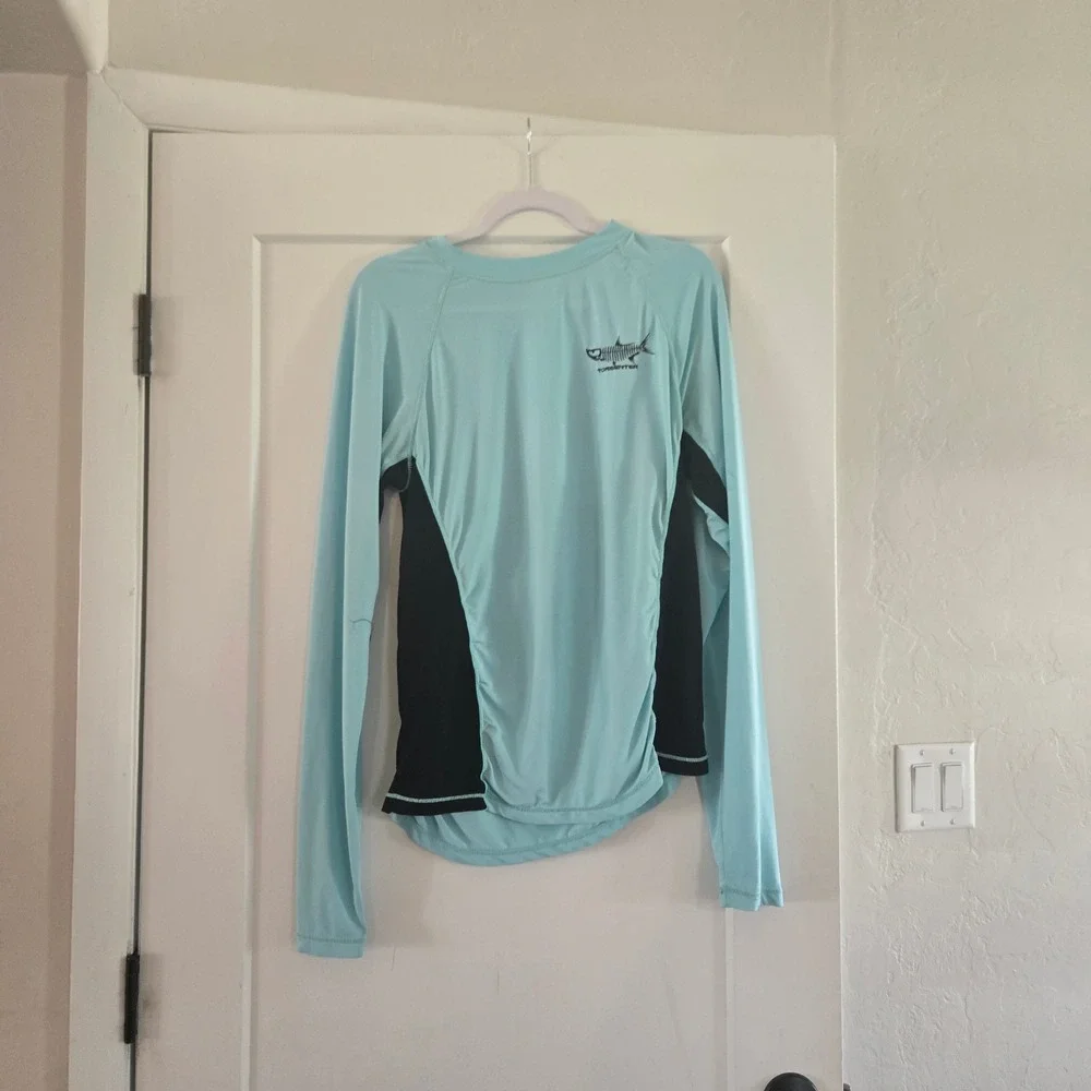 Tormenter Fishing Rash Guard Shirt Mens Medium Rash Guard Long Sleeve SPF 50